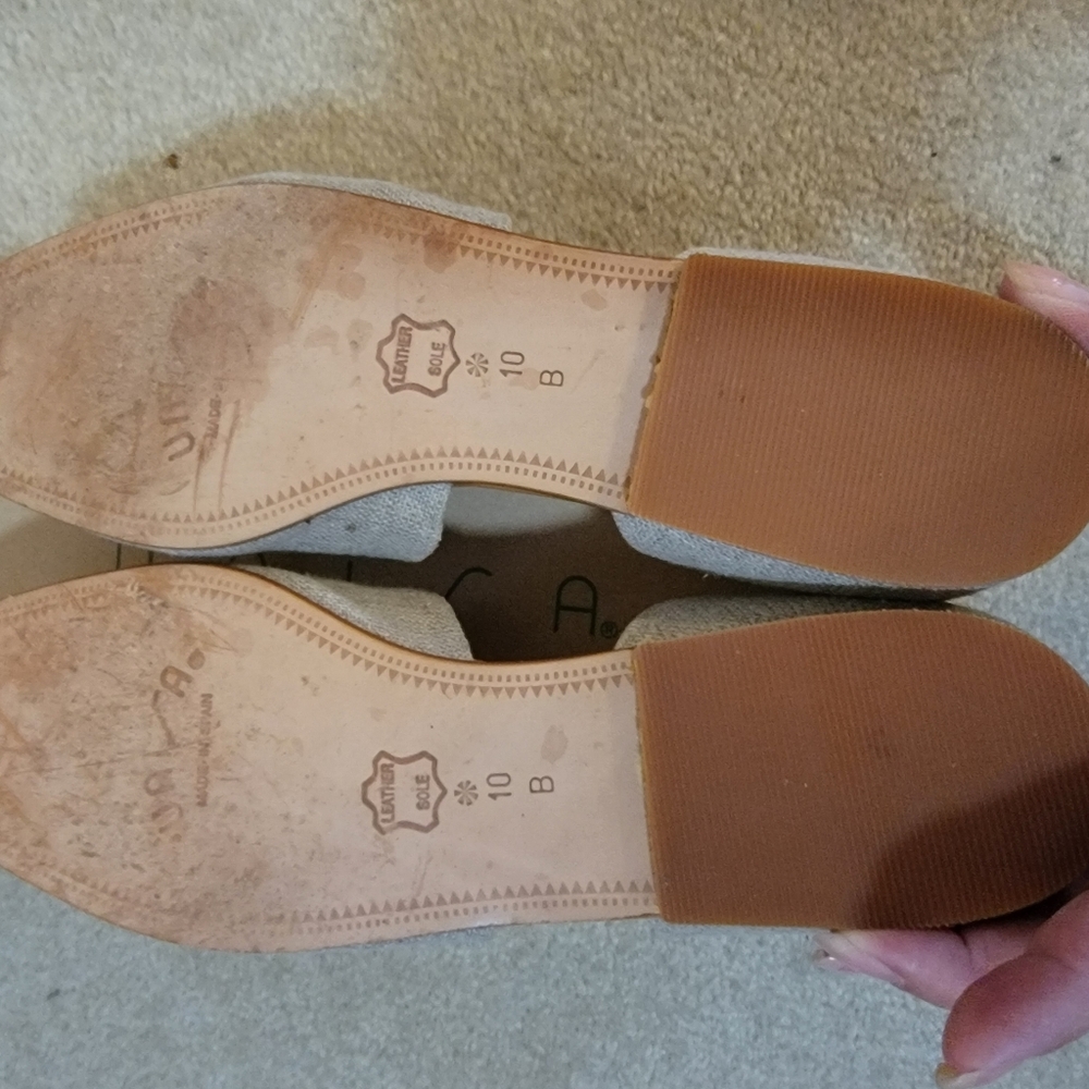 Unisa Women's Tan Linen Slip-On Shoes Size 10 Excellent Used Condition - Picture 5 of 5
